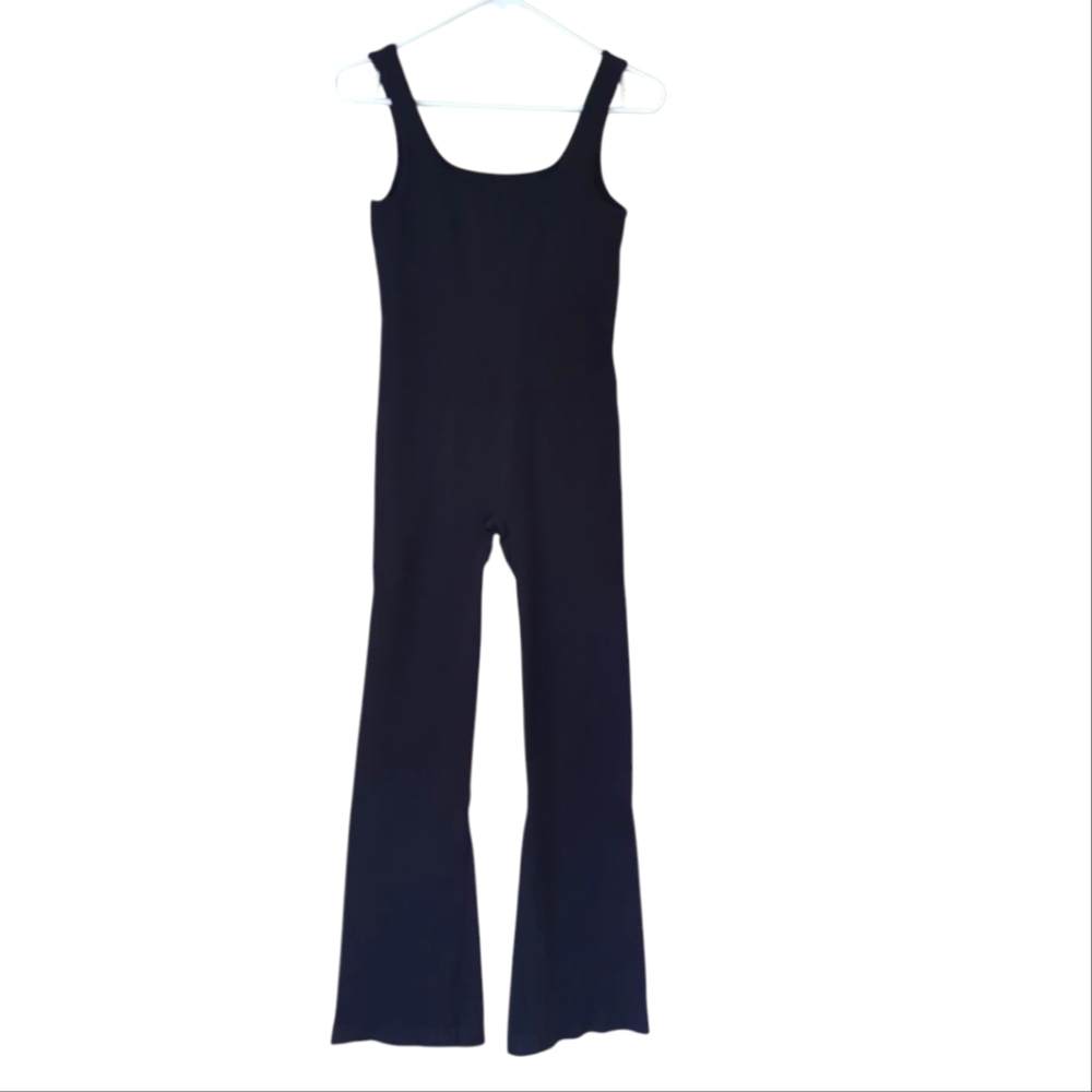 OQQ Ribbed Yoga Sleeveless Padded Bell Bottom Flare Jumpsuit MEDIUM Black - Picture 8 of 14